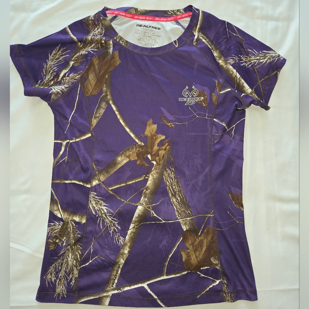 Realtree Purple and Brown Camouflage Shirt Small